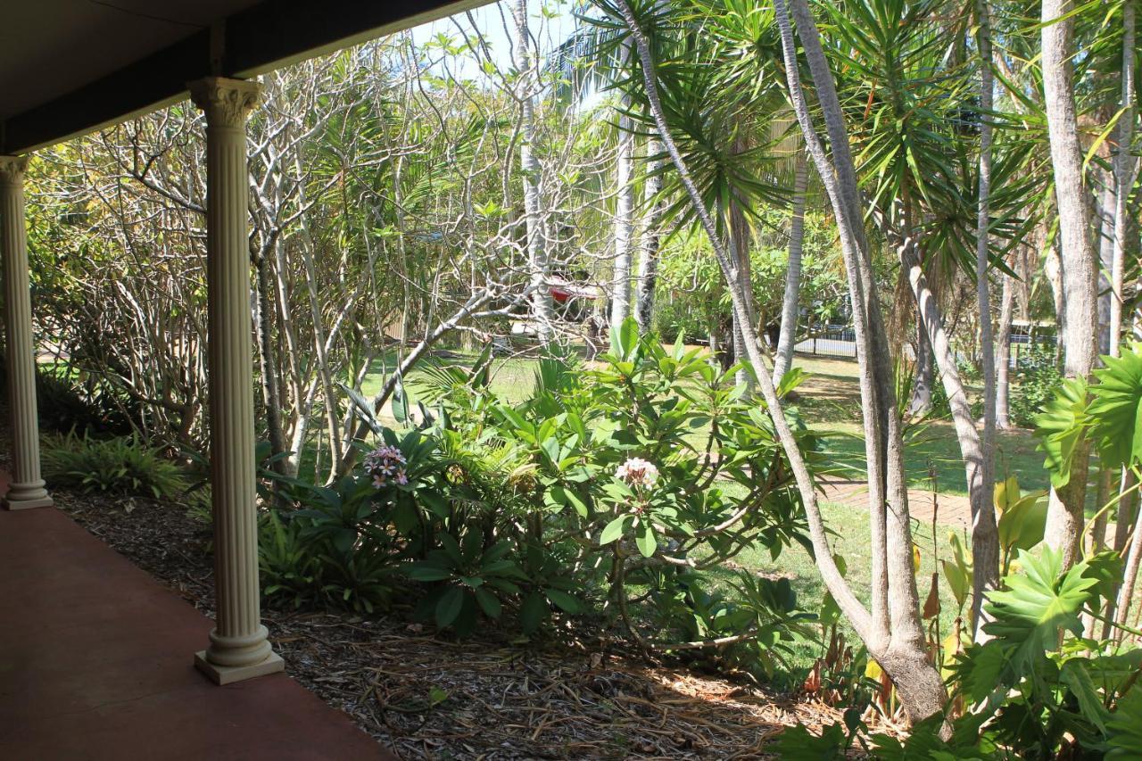 Oasis On Coochiemudlo Hotel Exterior photo